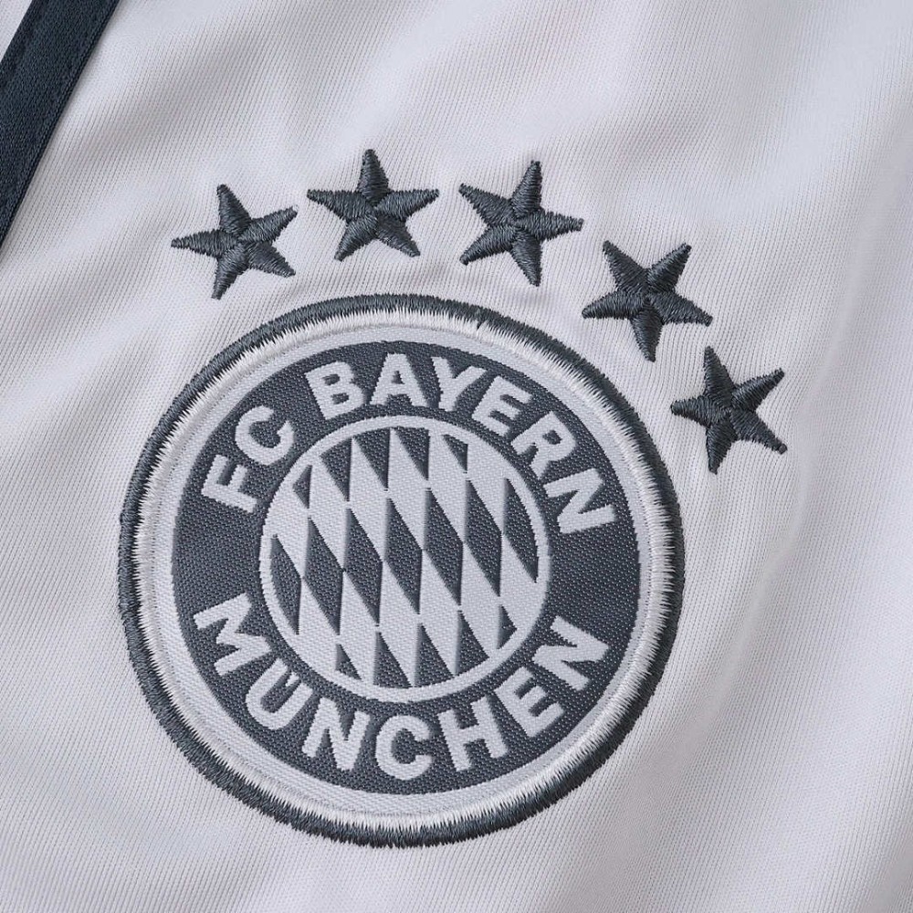 25/26 season Fußball-Club Bayern München away shorts
