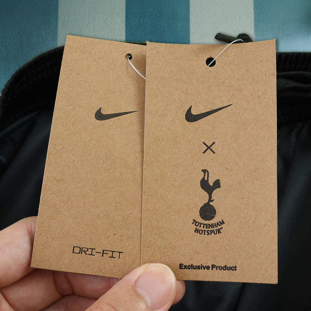 25/26 season Tottenham Hotspur F.C. away shorts