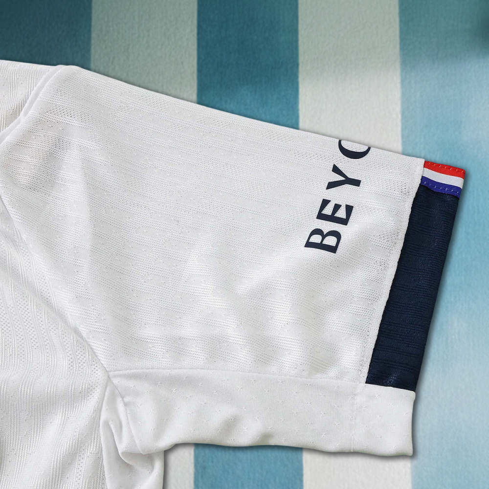 26/27 season Paris Saint-Germain F.C. away Player version