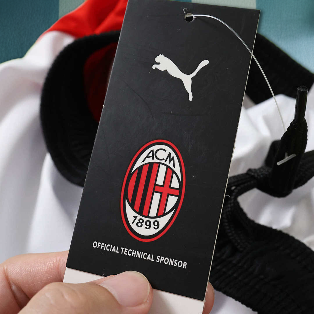 26/27 season A.C. Milan home shorts