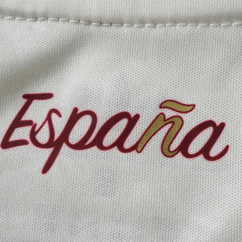 2026 FIFA World Cup Spain away Cropped Jersey two star