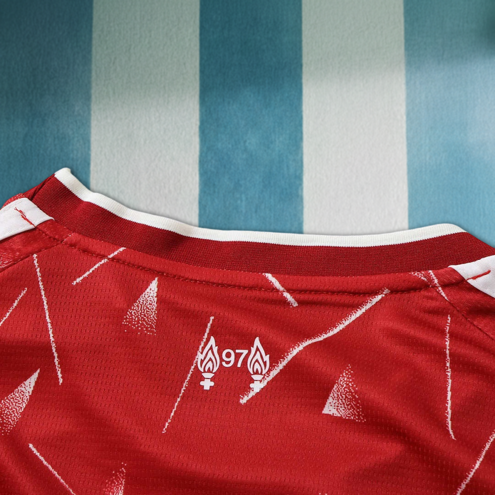 26/27 season Liverpool F.C. home Cropped Jersey