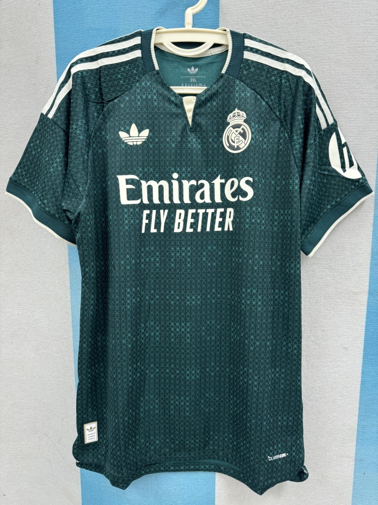 26/27 season Real Madrid away Player version