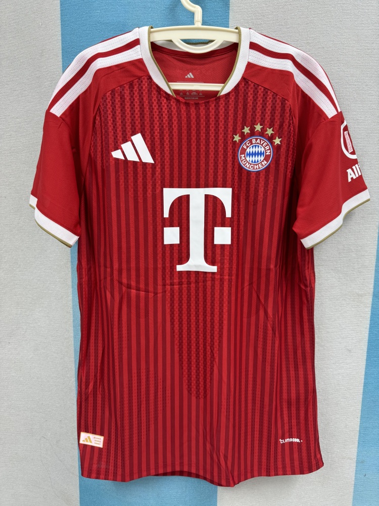 26/27 season Fußball-Club Bayern München home Player version