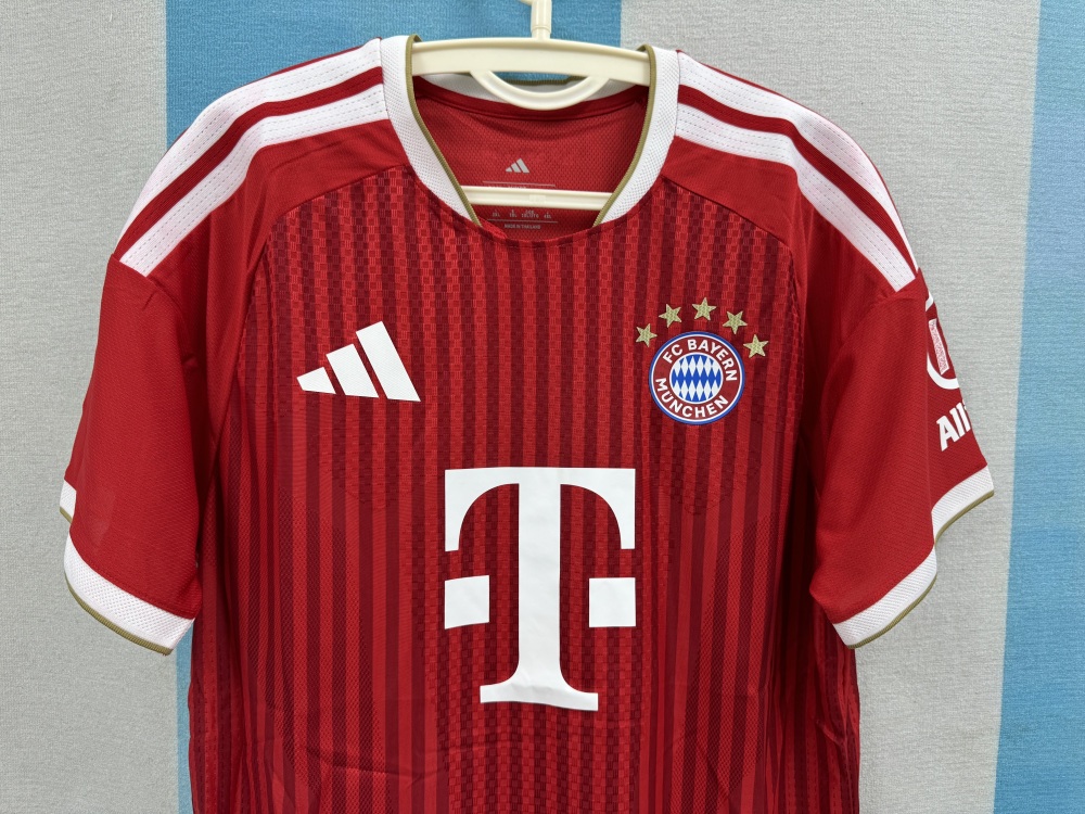 26/27 season Fußball-Club Bayern München home Player version