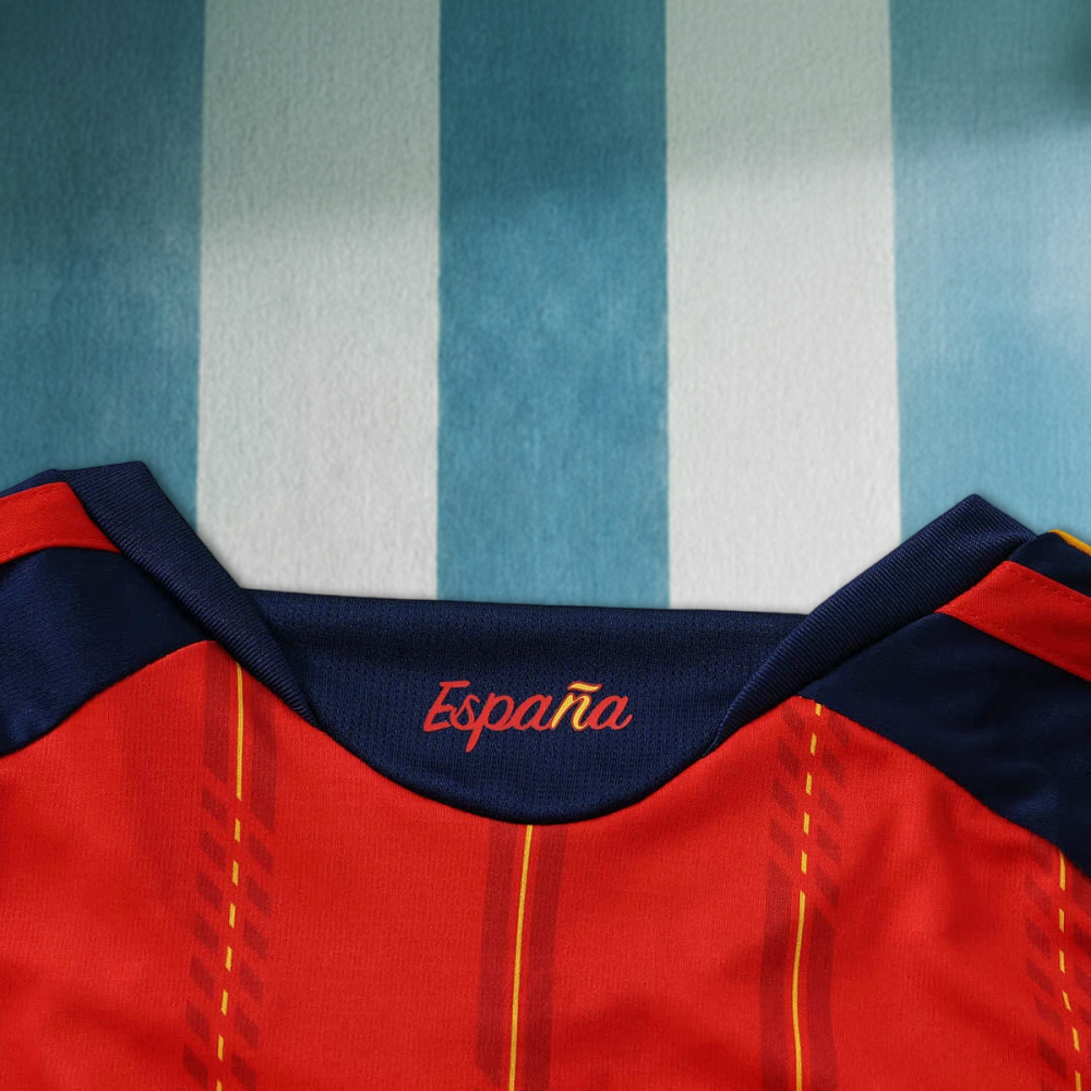 2026 FIFA World Cup Spain home champion Long sleeves Fan version  two  star