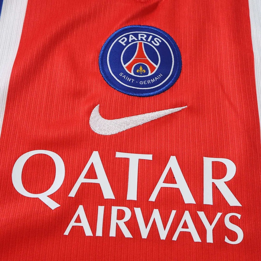 26/27 season Paris Saint-Germain F.C. home Cropped Jersey