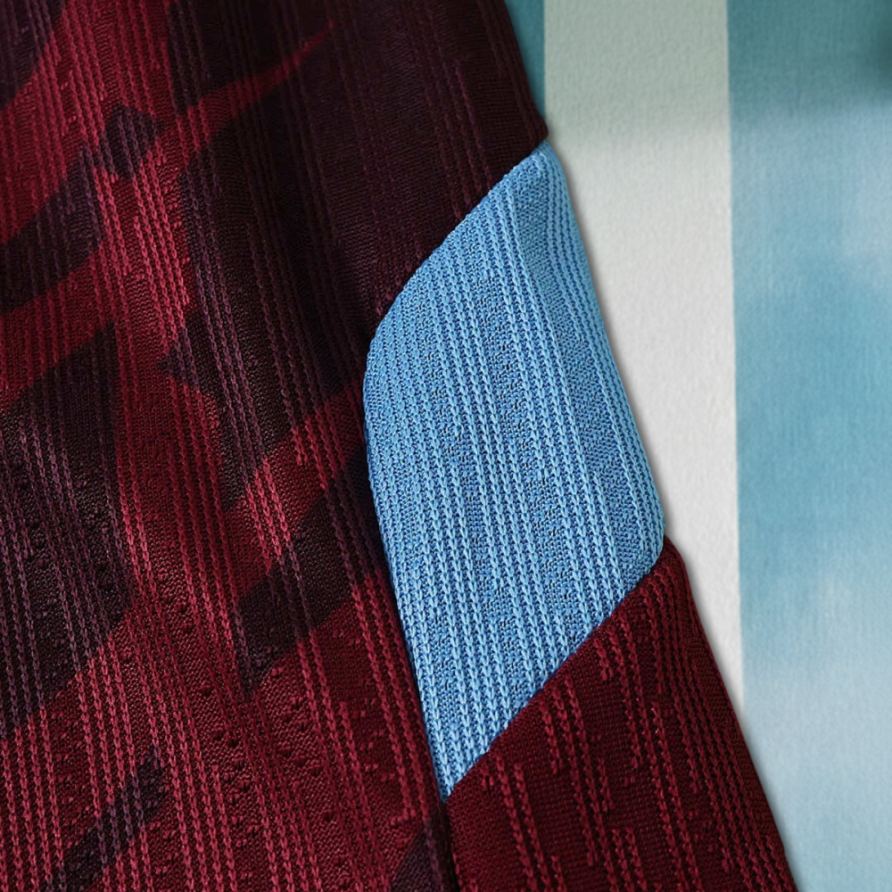 26/27 season West Ham United F.C. home Player version