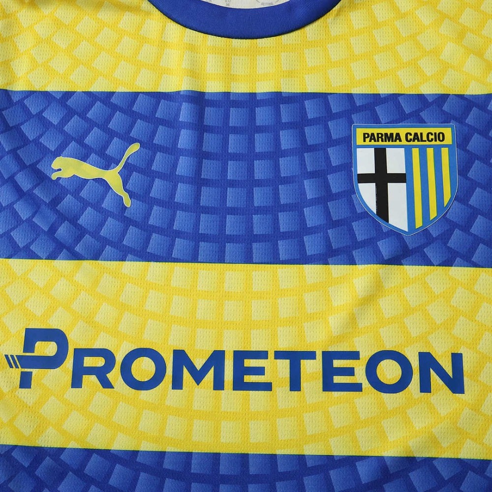 26/27 season Parma Calcio 1913 away Fan version
