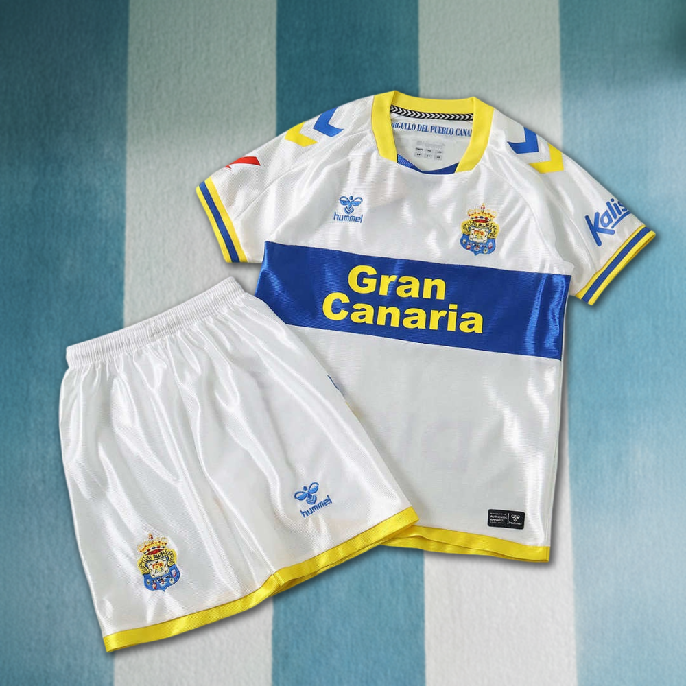 26/27 season UD Las Palmas third Kids kit