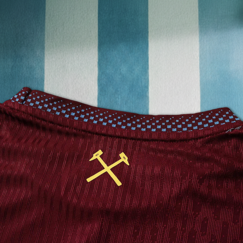 26/27 season West Ham United F.C. home Player version