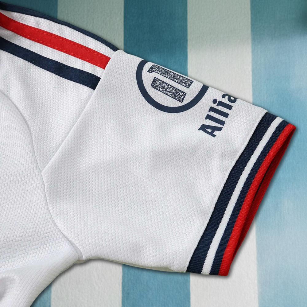 26/27 season Fußball-Club Bayern München away Kids kit