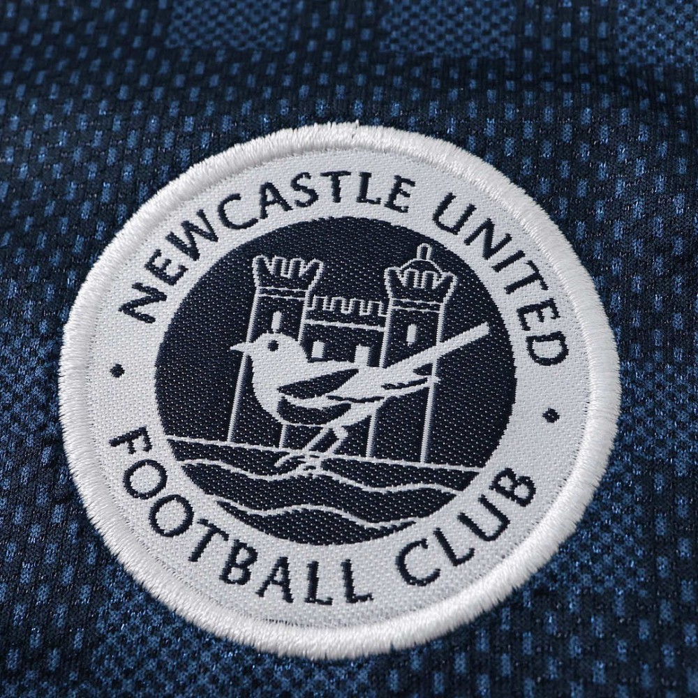 26/27 season Newcastle United F.C. Away Kids kit