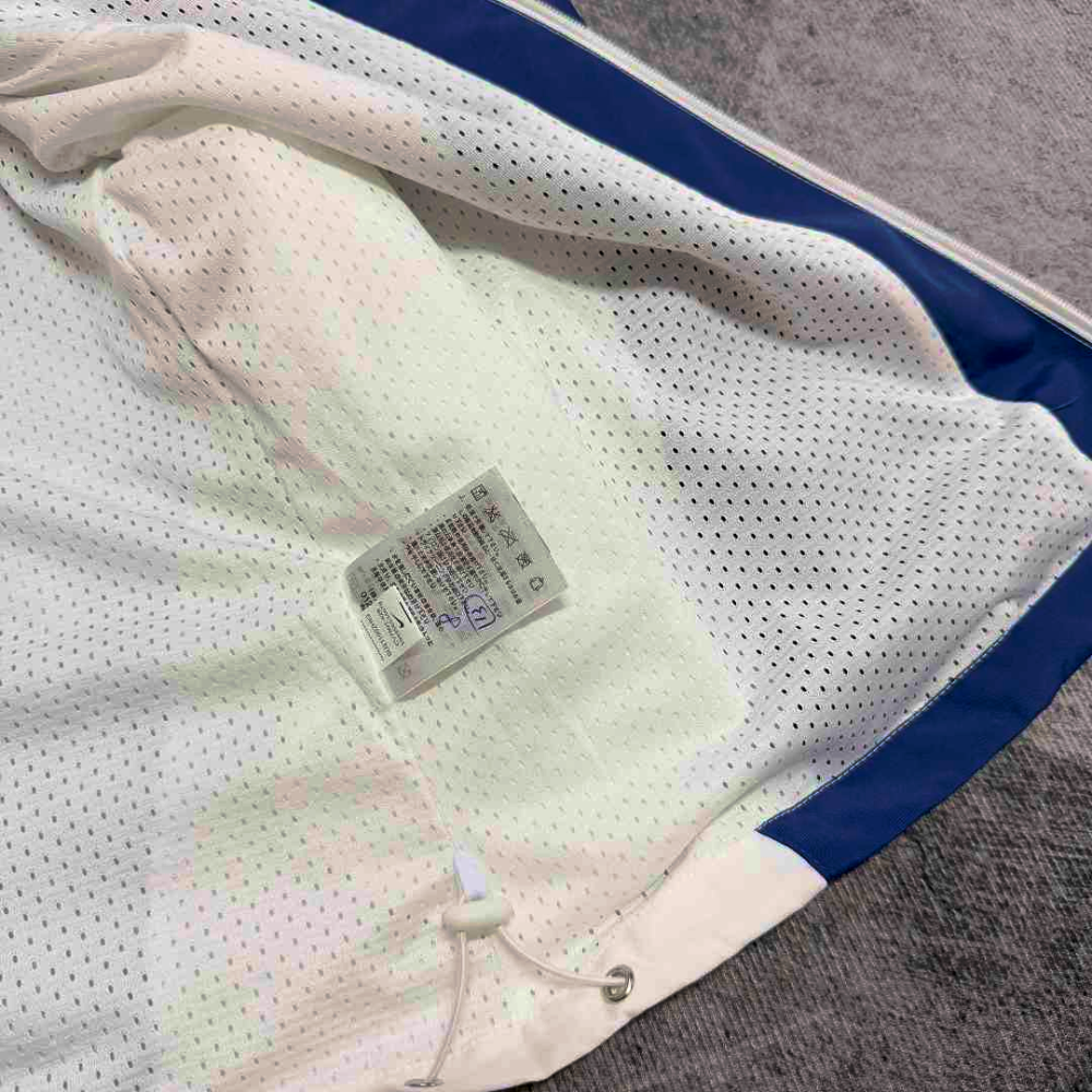 2026 FIFA World Cup England retro windbreaker