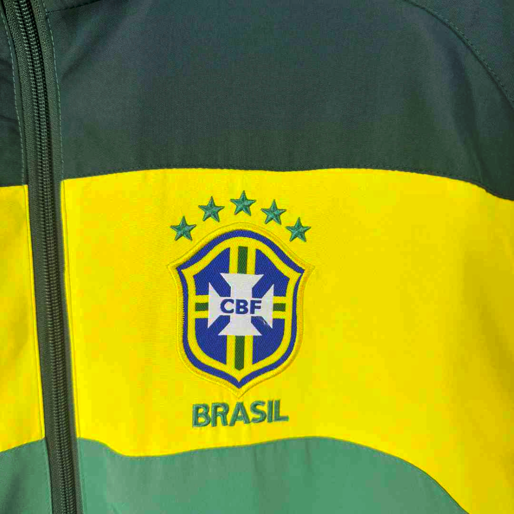 2627 Brazil retro windbreaker