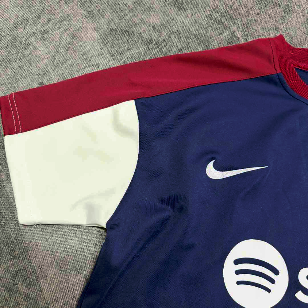 2627 FC Barcelona ∕ Barça leisure T-shirt