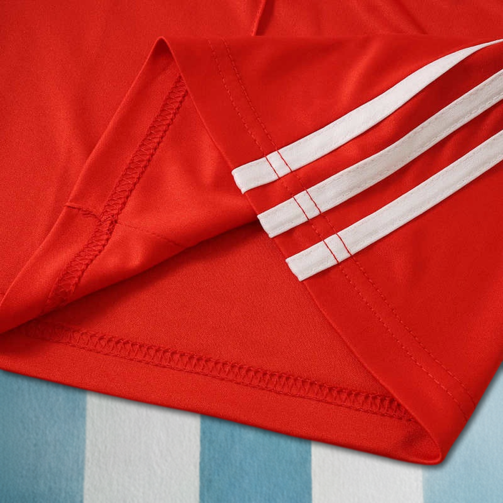2627 season S.L. Benfica away shorts
