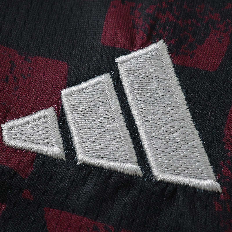 2627 season Liverpool F.C. third Kids kit