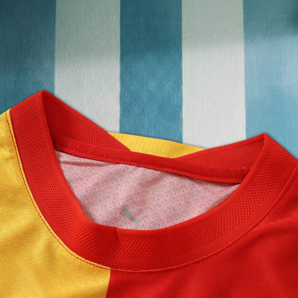 2627 season Galatasaray S.K. home Player version