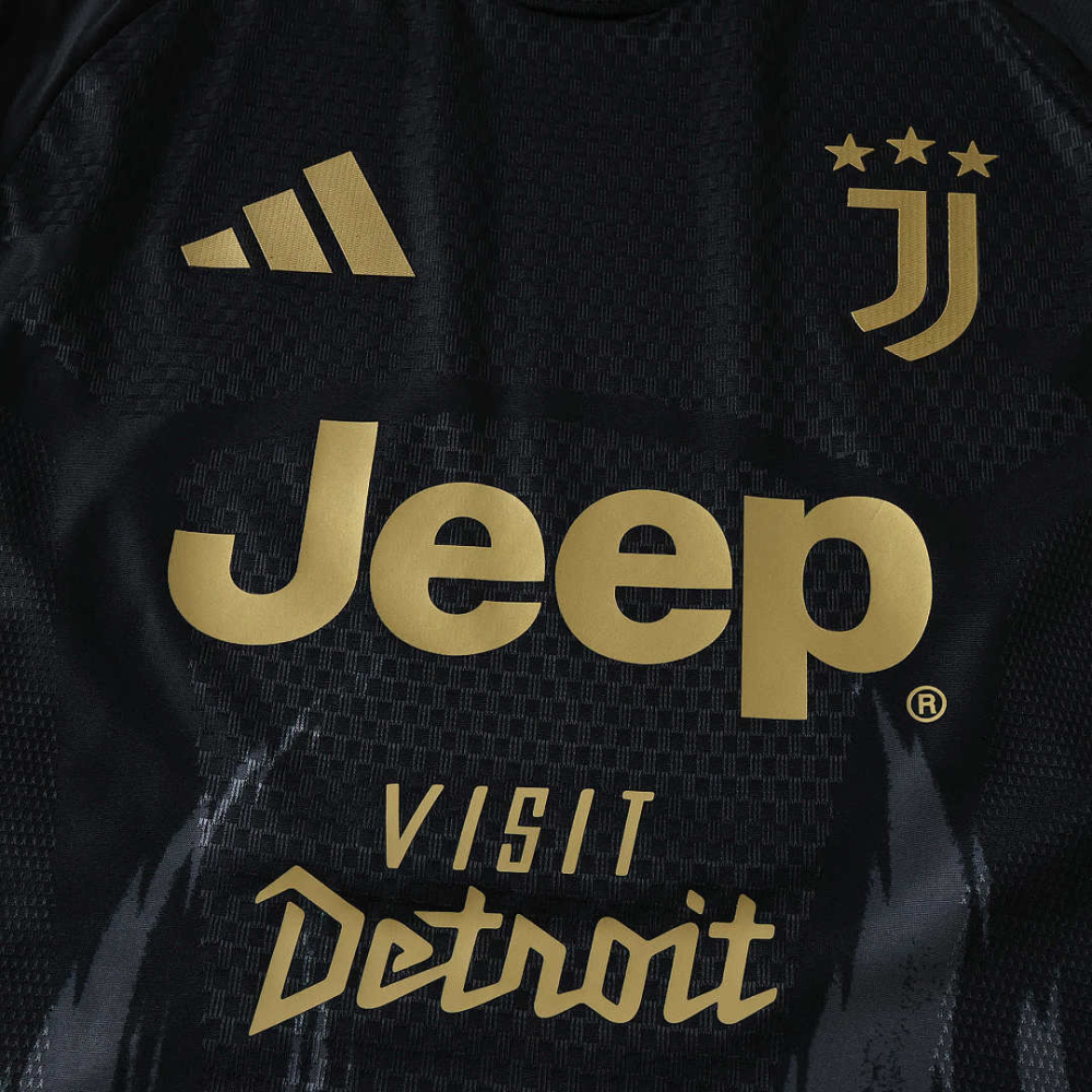 2627 season Juventus F.C. third Player version