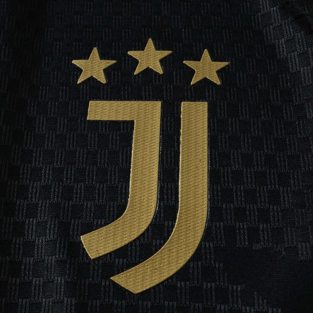 2627 season Juventus F.C. third Player version