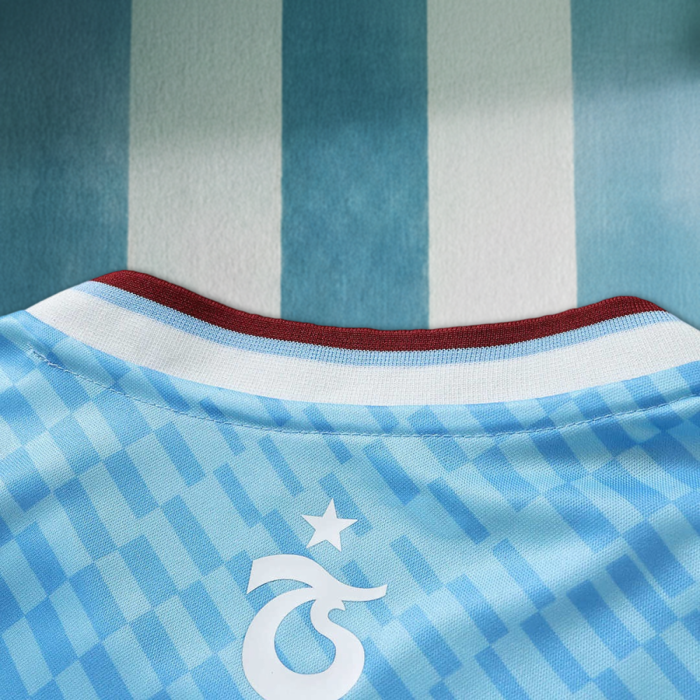 2627 season Trabzonspor away Fan version
