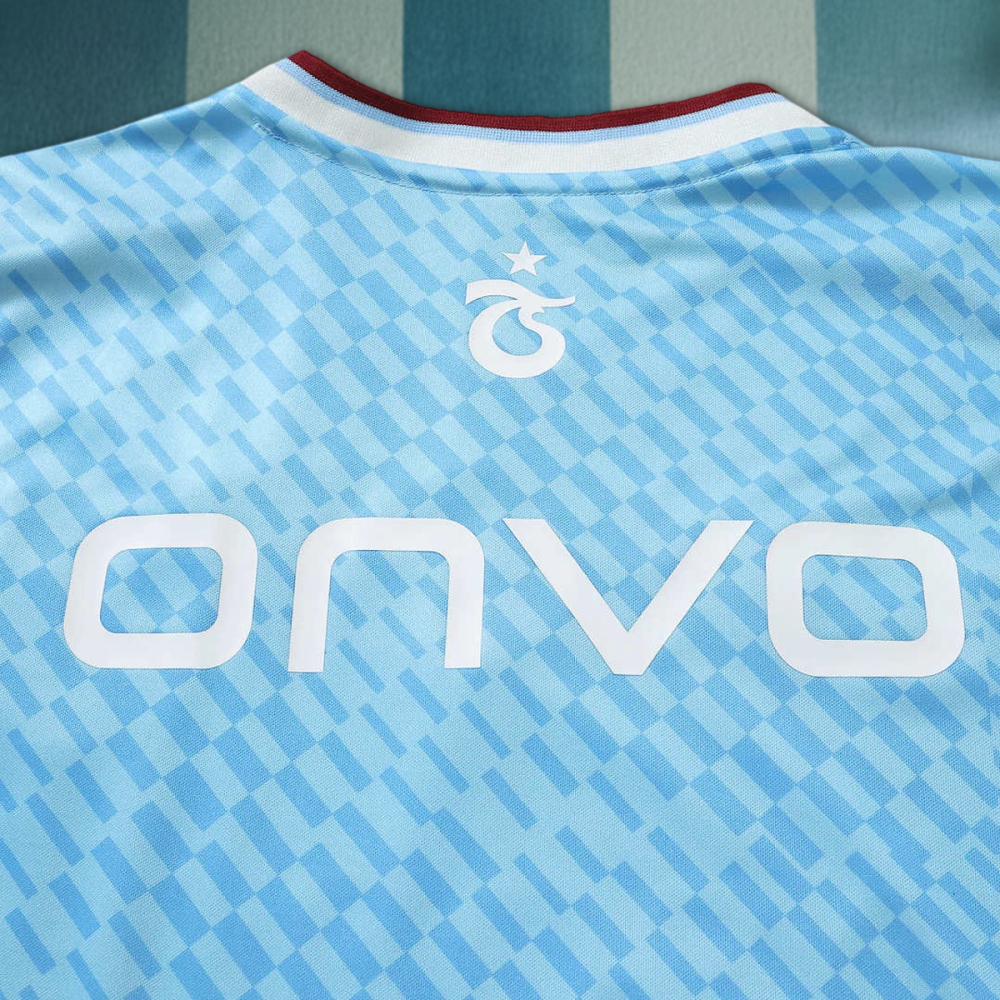 2627 season Trabzonspor away Fan version