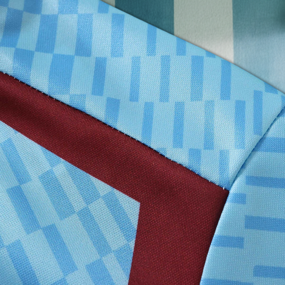 2627 season Trabzonspor away Fan version