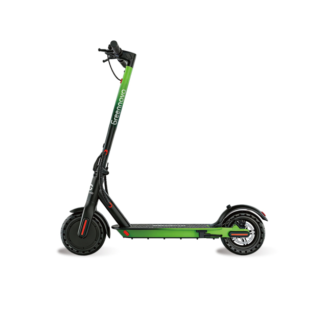 Электросамокат Greennovo ESC-T012, максимальная скорость 25 км/ч.