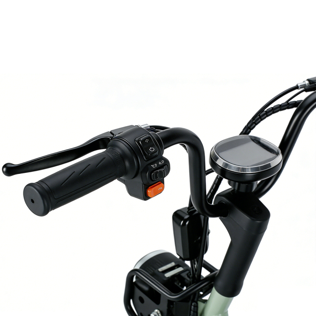 Электрический двухколесный мотоцикл Greennovo ETW-F007, электромопед, скутер с приятным дизайном.