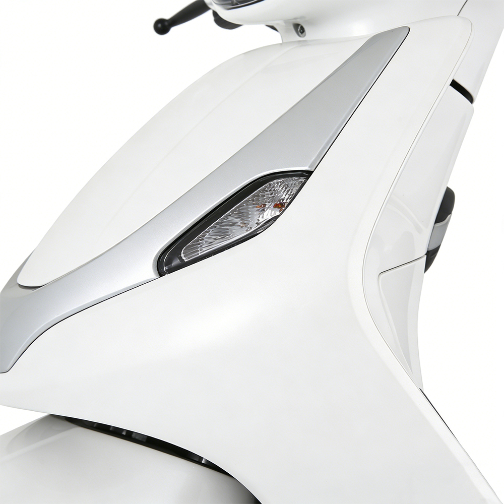 Motocicleta eléctrica de dos ruedas Greennovo EMC-H005, velocidad máxima de 60 km/h.