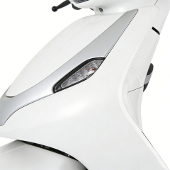 Электрический двухколесный электромотоцикл Greennovo EMC-H005, развивающий скорость до 60 км/ч.