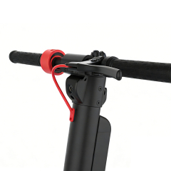 Электросамокат Greennovo ESC-X8 с рамой из авиационного алюминиевого сплава, передними и задними тормозами, большим запасом хода и высокой скоростью 32 км/ч. Подходит для поездок на работу.