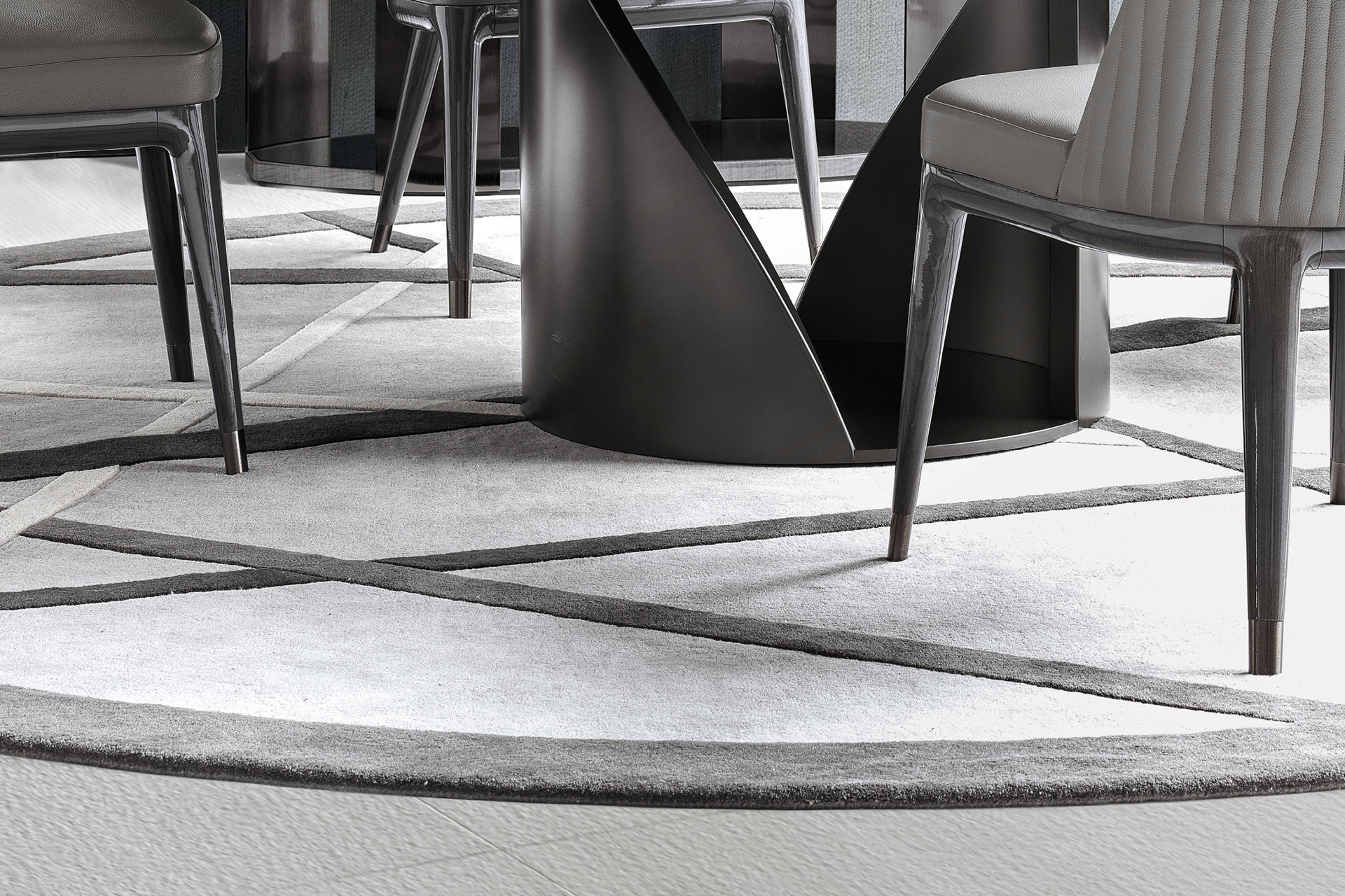 Mirage plinius round carpet地毯