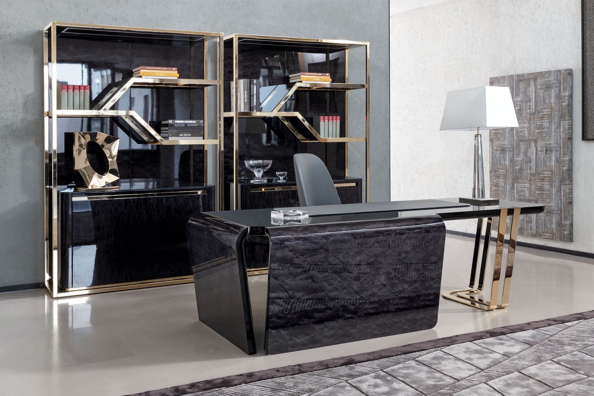 Charisma desk办公桌