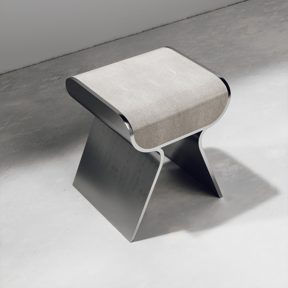 Dandy Stool in Shagreen wPolished凳子