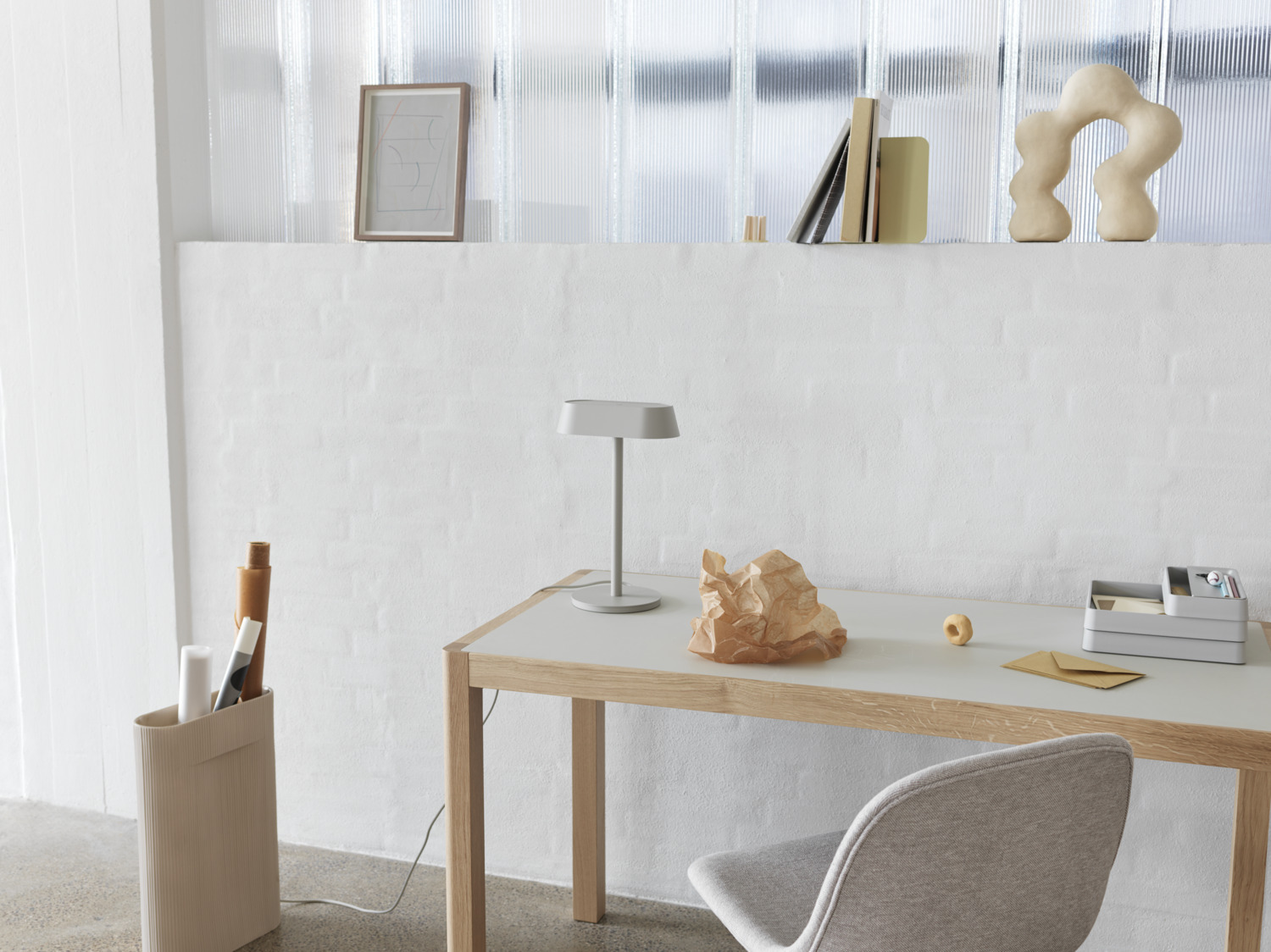 LINEAR TABLE LAMP台灯