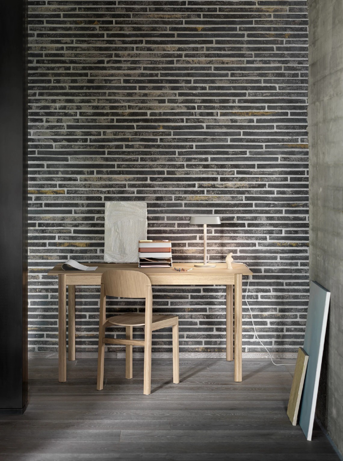 LINEAR MOUNTED LAMP台灯