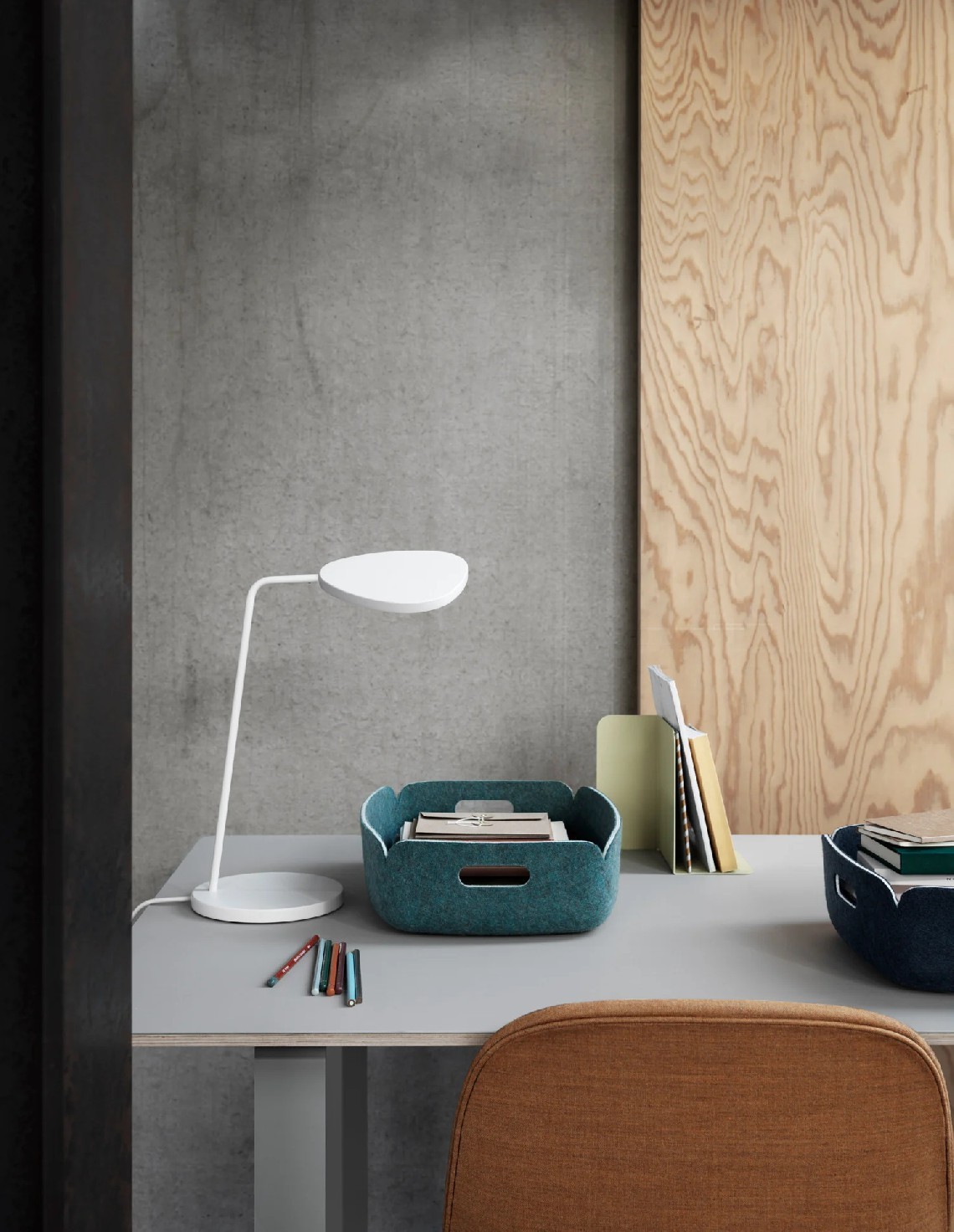 LEAF TABLE LAMP台灯