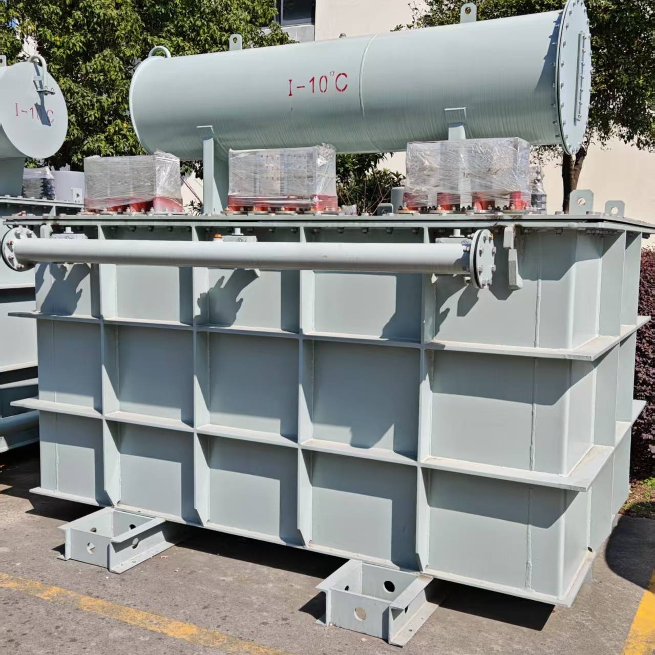 Oil-Immersed Magnetic Voltage Regulator | Stepless Regulator for Furnace & Heat Treatment
