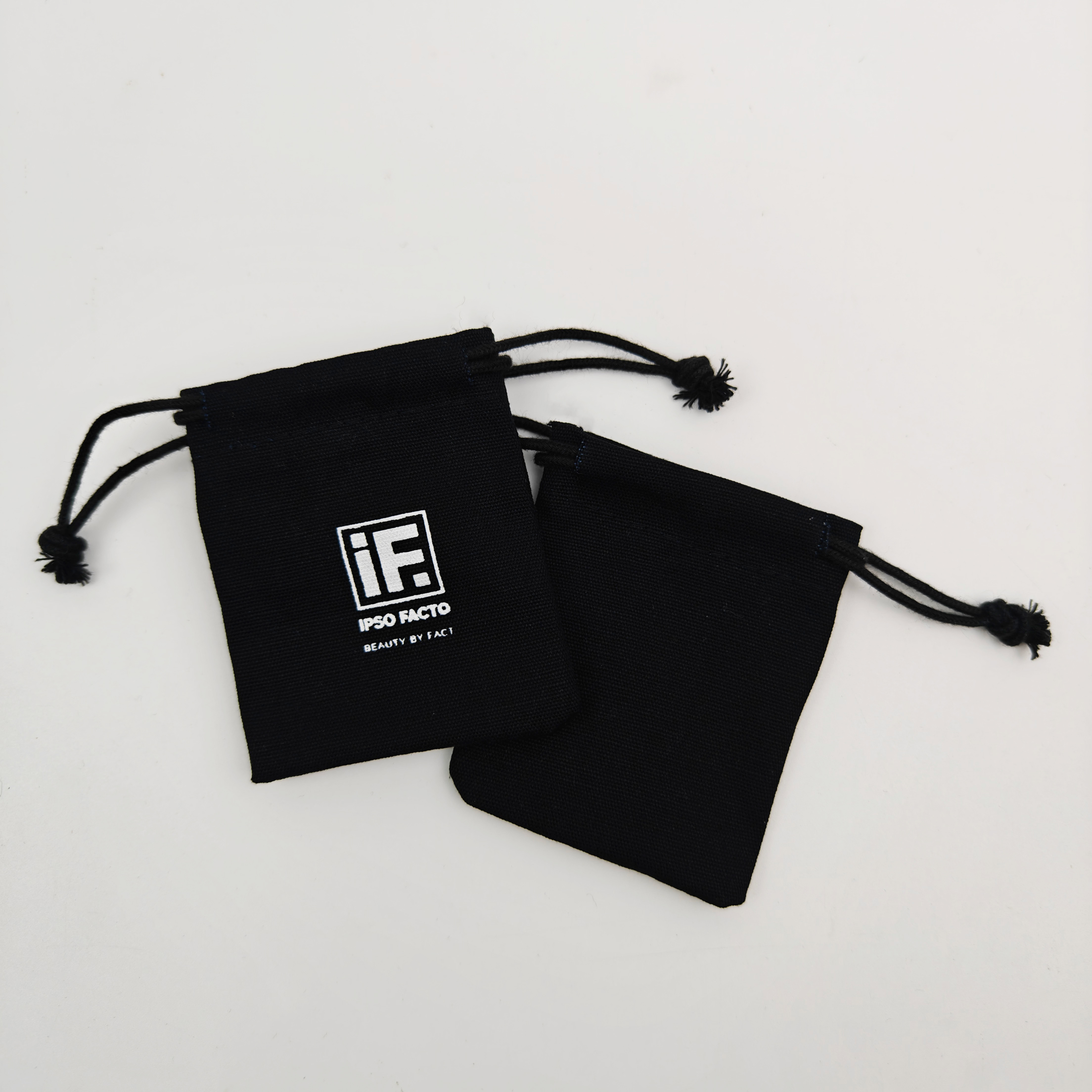 Luxury Custom logo Different Sizes Clothes Canvas Packing Cotton Pouch Drawstring Dust Bag Recyclable Clothing Promotional Pouch