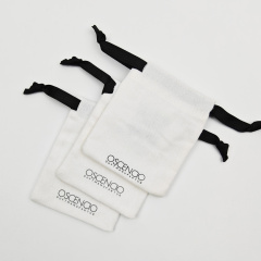 Luxury Custom Logo Different Sizes Clothes Canvas Packing Cotton Pouch Drawstring Dust Bag Recyclable Eco-Friendly Clothing Promotional Pouch