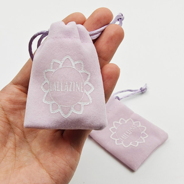 Wholesale Custom Screen Printing Velvet Gift Drawstring Dust Pouch Recyclable Cosmetic Hair Wig Velvet Packaging Pouch