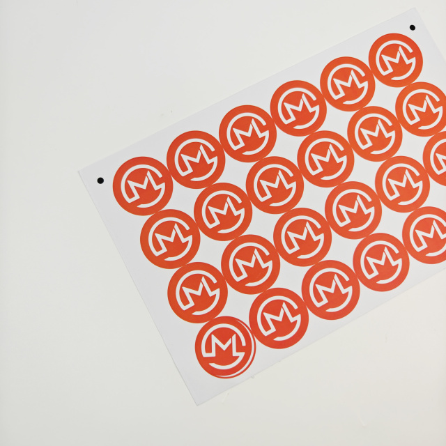Wholesale Customized logo Waterproof Vinyl Sticker Label Product Bottle Label Printing Round Packing Sticker