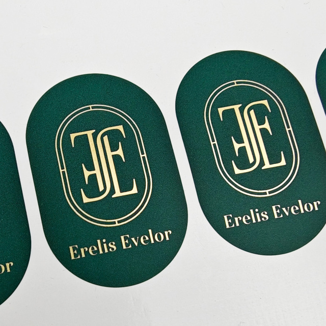 Custom Golden logo Adhesive Vinyl Oval Business Packaging Labels Sticker Eco-friendly Thank You Sticker for Small Business