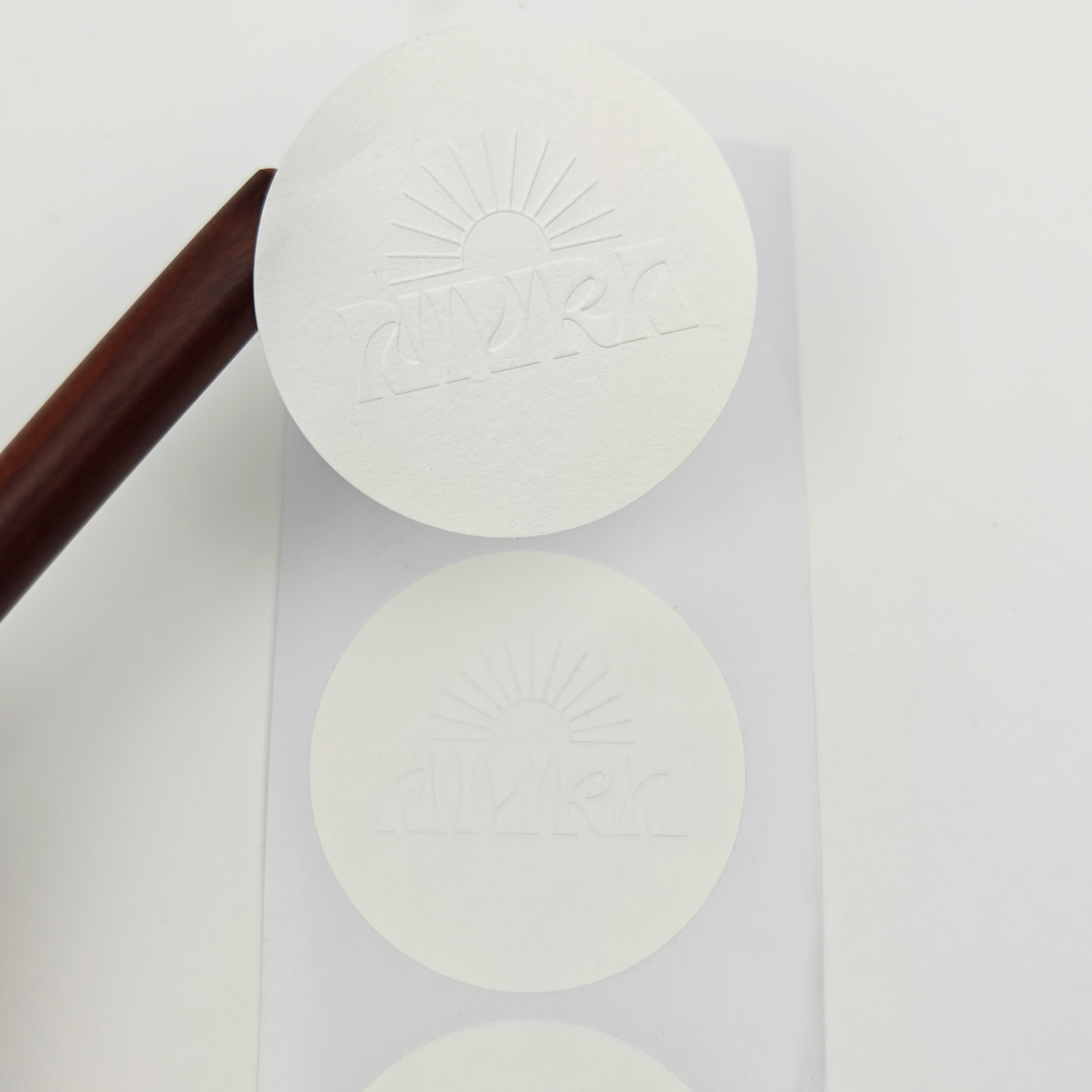 Custom Design White Textured Cotton Shape Paper Label Adhesive Sticker Eco-friendly Packaging Paper Adhesive Stickers