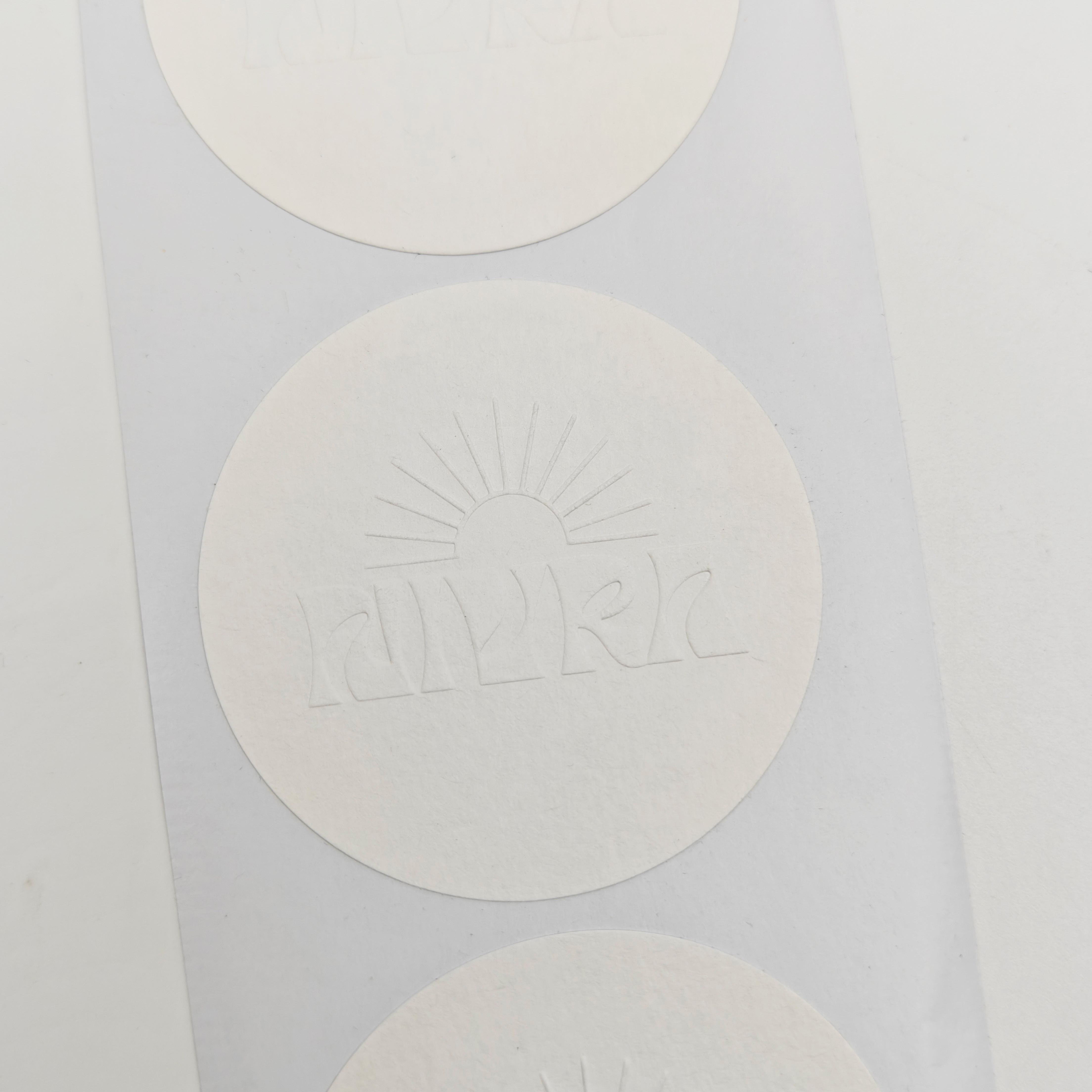 Custom Design White Textured Cotton Shape Paper Label Adhesive Sticker Eco-friendly Packaging Paper Adhesive Stickers