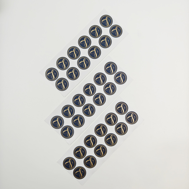 Wholesale Custom logo Adhesive Round Sealing Stickers for Packaging Waterproof Gold Foil Stamping Adhesive Round Labels Stickers