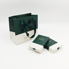 Eco-Friendly Candle Rigid Packaging Box and Bag Manufacturer