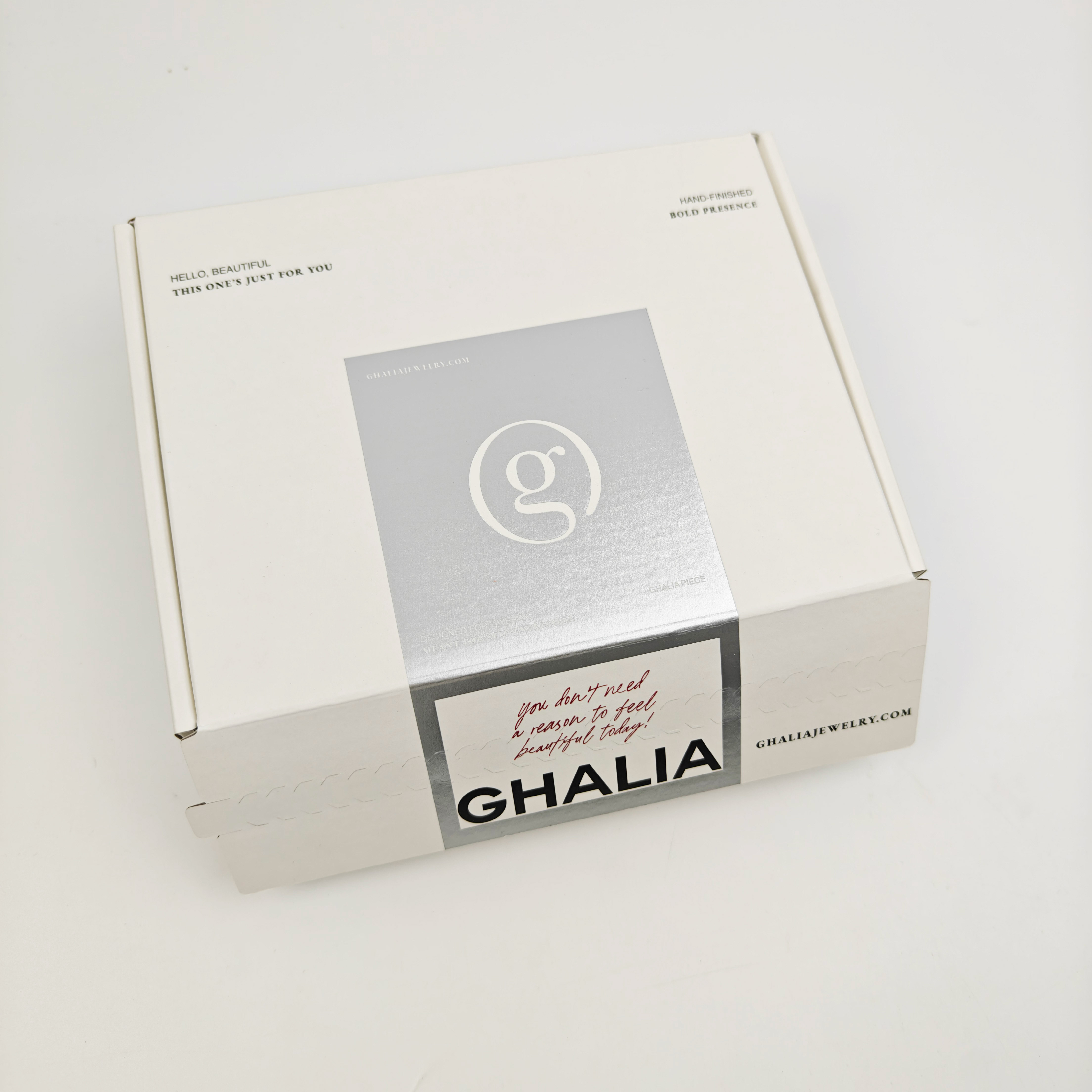 Eco-Friendly Surprise Gift Clothing Mailer Box with Tear Strip & Self-Sealing